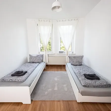 Apartment 2-room With 4 Single Beds