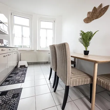 2-room With 4 Single Beds לייפציג