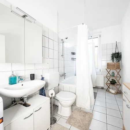 2-room With 4 Single Beds לייפציג