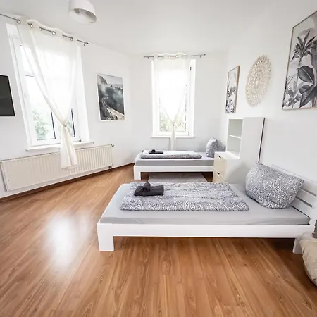 2-room With 4 Single Beds