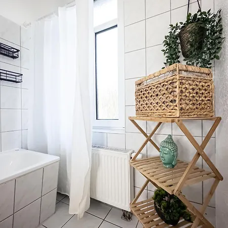 2-room With 4 Single Beds דירה